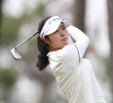 '이글 2개' 서교림, 더헤븐 첫날 선두…시즌 2승 조준 [KLPGA] < KLPGA < 골프일반 < 뉴스 < 기사본문 - 골프한국 '이글 2개' 서교림, 더헤븐... 