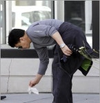 파파라치에 찍힌 성룡.jpg - 고급유머 파파라치에 찍힌 성룡.jpg