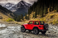 [화보] 지프 SUV 아이콘 `올뉴 랭글러` 출시..세상의 한계를 바꾸다 < 갤러리 < 갤러리기사 - 지피코리아 [화보] 지프 SUV 아이콘 `올뉴 랭글러... 