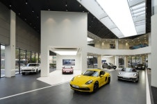 도이치아우토, 국내 최대 `포르쉐 센터 수원` 오픈 < 자동차뉴스 < 기사본문 - 지피코리아 도이치아우토, 국내 최대 `포르쉐 센터 수원` 오픈