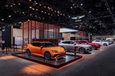 제네시스, LA오토쇼 참가…GV70 전동화 부분변경 모델 공개 < 자동차뉴스 < 기사본문 - 지피코리아 제네시스, LA오토쇼 참가…GV70 전동화... 