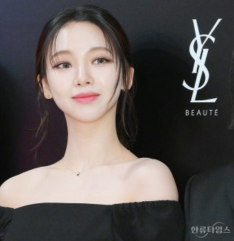 [K-포토] 에스파 카리나, 명품 미소 < 포토뉴스 < 포토 < 기사본문 - 한류타임스 [K-포토] 에스파 카리나, 명품 미소
