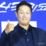 롯데건대타미남성 | [K-포토] 이대호, 넘치는 남성미 < 포토뉴스 < 포토 < 기사본문 - 한류타임스 [K-포토] 이대호, 넘치는 남성미