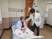 인천적십자병원, 건강하고 행복한 어버이날 행사 < 문화·예술·연예... 기사본문 - 한국투데이 인천적십자병원, 건강하고 행복한 어버이날 행사