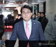 인천 동구미추홀구을 윤상현의원 탄핵 반대해도 1년 후엔 다 지지... 윤상현의원  탄핵 반대해도 1년 후엔 다 지지 발언 논란… 야당 “국민... 