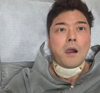전현무, 후두염 악화로 근황 공개… “목 안 나와, 역대 최악” < 연예-스포츠 < 문화 < 기사본문 - 한국투데이 전현무, 후두염 악화로 근황 공개...