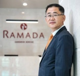 [The GM 59] 라다마 강원속초 호텔 윤재필 총지배인 < 호텔&리조트 < 기사본문 - 호텔앤레스토랑 [The GM 59] 라다마 강원속초 호텔 윤재필... 