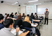 [Beverage Academy] 와인, 역사와 인문학을 만나다 < 카페&바 < 기사본문 - 호텔앤레스토랑 [Beverage Academy] 와인, 역사와 인문학을... 