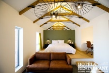 [Dynamic Hotel] 작은 정원을 품은 호텔, 파티오 7 < 호텔&리조트 < 기사본문 - 호텔앤레스토랑 [Dynamic Hotel] 작은 정원을 품은 호텔... 