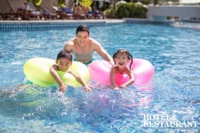 드래준콘텐츠앤컬쳐 | [Hotel Issue] 호캉스의 핵심 콘텐츠, 수영장_ 여가와 이벤트 즐기는 컬쳐 스팟되다 - ② < 호텔&리조트 < 기사본문 - 호텔앤레스토랑 [Hotel...