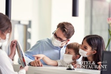 [HR Review 2021] 코로나19와 묵묵히 걸었던 2021년, 위드 코로나 시대 호텔을 스케치하다 < 호텔&리조트 < 기사본문 - 호텔앤레스토랑 [HR... 