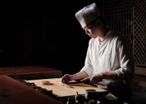 파크 하얏트 서울의 더 팀버 하우스, 일식 마스터 셰프의 노하우를 담은 ‘스시 오마카세’ 선봬 < 호텔&리조트 < 기사본문 - 호텔앤레스토랑 파크... 