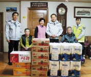 경찰서, 따뜻한 이웃사랑 실천 < 사람들 < 기사본문 - 홍성신문 내포타임즈 경찰서, 따뜻한 이웃사랑 실천