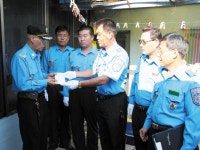 모범운전자회, 암 투병 회원에 성금전달 < 여성/복지 < 홍성신문 < 기사본문 - 홍성신문·내포타임즈 모범운전자회, 암 투병 회원에 성금전달