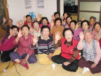 흥겨운 노래와 따뜻한 마음씨가 자랑 < 여성/복지 < 홍성신문 < 기사본문 - 홍성신문 내포타임즈 흥겨운 노래와 따뜻한 마음씨가 자랑