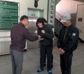홍주아리랑뱅크 | 홍주로타리 장애인에 후원금 < 사람들 < 홍성신문 < 기사본문 - 홍성신문·내포타임즈 홍주로타리 장애인에 후원금