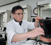홍성읍 예술로헤어 전영식 대표 < 사람들 < 홍성신문 < 기사본문 - 홍성신문·내포타임즈 홍성읍 예술로헤어 전영식 대표