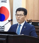 “도전적으로 일하는 공직 만들어야” < 정치/행정 < 홍성신문 < 기사본문 - 홍성신문·내포타임즈 “도전적으로 일하는 공직 만들어야”