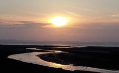 노을로 물드는 마을 ‘어사리’ < 기획/특집 < 홍성신문 < 기사본문 - 홍성신문·내포타임즈 노을로 물드는 마을 ‘어사리’