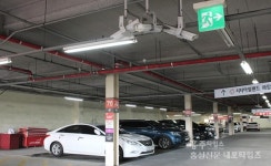 롯데마트 주차장 CCTV 무용지물 < 사회 < 홍성신문 < 기사본문 - 홍성신문 내포타임즈 롯데마트 주차장 CCTV 무용지물