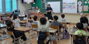 홍성도서관, 하반기 학교 지원 프로그램 운영 < 교육/청소년 < 홍성신문 < 기사본문 - 홍성신문·내포타임즈 홍성도서관, 하반기 학교 지원... 