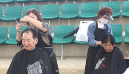 함께 쌓은 행복, 마을 잔치 따로 없네~ < 여성/복지 < 홍성신문 < 기사본문 - 홍성신문·내포타임즈 함께 쌓은 행복, 마을 잔치 따로 없네~