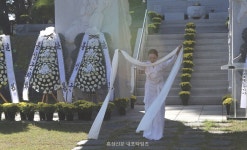 숭고한 희생 절대 잊지 않겠습니다! < 사회 < 홍성신문 < 기사본문 - 홍성신문·내포타임즈 숭고한 희생 절대 잊지 않겠습니다!