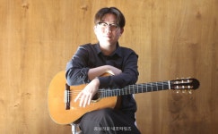 “기타는 작은 오케스트라···큰 감동, 더 많이 함께” < 사람들 < 홍성신문 < 기사본문 - 홍성신문·내포타임즈 “기타는 작은 오케스트라···큰... 