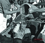 [모터링 아트] 황금 시대의 정신을 기록하다 < 클래식카 < 기사본문 - 오토카코리아 [모터링 아트] 황금 시대의 정신을 기록하다 - 오토카코리아