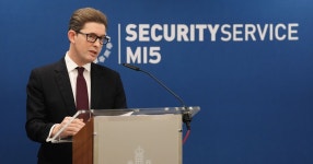 MI5 issues ISIS warning as new figure on child terror suspect emerges | Politics | News | Express.co.uk MI5 issues ISIS warning... 