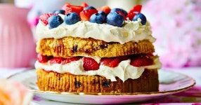 Homemade cakes will be taller and taste much better if you add 1 ingredient to the batter | Express.co.uk Homemade cakes will be... 