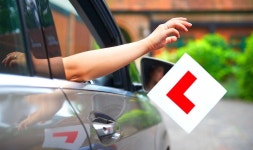Learners warned of bad habits passed on from other drivers | Express.co.uk Learners warned of bad habits passed on from other... 