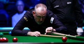 Mark Williams beats Kyren Wilson for first time to reach Champions of Champions semis | Other | Sport | Express.co.uk Mark... 