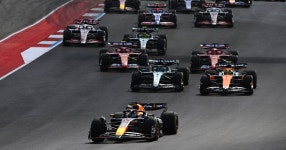 F1 announces new streaming agreement with Apple as landmark... GP | F1 | Sport | Express.co.uk F1 announces new streaming... 