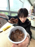 아 한태산 상처분장하고 개귀여움 - 인스티즈(instiz) 연예 카테고리 아 한태산 상처분장하고 개귀여움