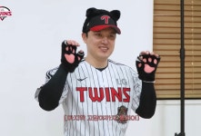 스윗 리를 키리 스윗 리를 키리 - 인스티즈(instiz) LG 카테고리 스윗 리를 키리 스윗 리를 키리