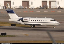 N814PS | Bombardier CL-600-2B16 Challenger 604 | Private | Bruce Leibowitz | JetPhotos