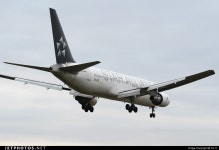 SP-LPE | Boeing 767-341(ER) | LOT Polish Airlines | TS-11 | JetPhotos