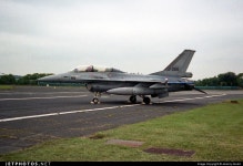 J-066 | General Dynamics F-16B Fighting Falcon | Netherlands - Royal Air Force | Jeremy Gould | JetPhotos