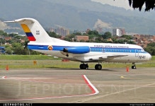 FAC1041 | Fokker F28-3000C Fellowship | Colombia - Air Force | Julian Gíl. | JetPhotos