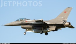 E-011 | General Dynamics F-16AM Fighting Falcon | Denmark - Air Force | LauPlaneSpotter | JetPhotos