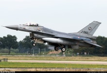 J-060 | General Dynamics F-16AM Fighting Falcon | Netherlands - Royal Air Force | Mark Broekhans | JetPhotos