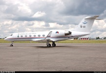 V-11 | Gulfstream G-IV | Netherlands - Royal Air Force | Ian H | JetPhotos