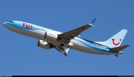 G-TUMF | Boeing 737-8 MAX | TUI | Laszlo Striteczky | JetPhotos