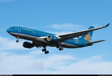 VN-A370 | Airbus A330-223 | Vietnam Airlines | kenzo ugawa | JetPhotos