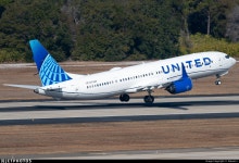 N17429 | Boeing 737-9 MAX | United Airlines | Steven L | JetPhotos