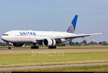 N78003 | Boeing 777-224(ER) | United Airlines | Nelson Sousa | JetPhotos