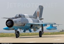 9611 | Mikoyan-Gurevich MiG-21MF Lancer C | Romania - Air Force | Zoltán Gyurka | JetPhotos