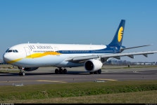 VT-JWT | Airbus A330-302 | Jet Airways | Dutch | JetPhotos