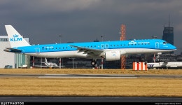 PH-NXB | Embraer 190-400STD | KLM Cityhopper | Maciej Bartnik | JetPhotos
